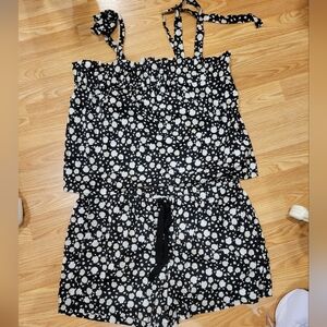 Loft Nwot Black and White Seashell Print Pajama Set
